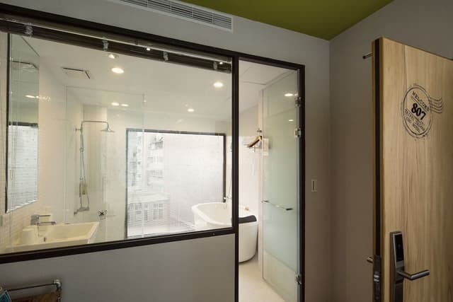 Executive Double Room, Bathtub, City View