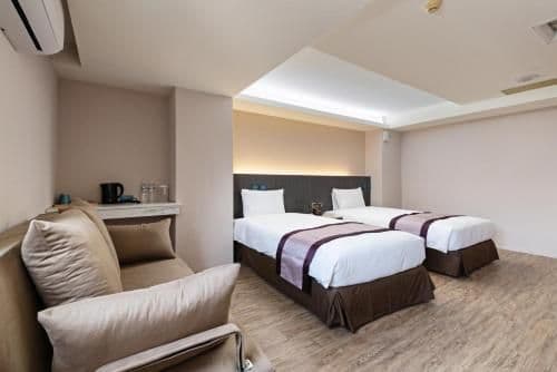 Superior Twin Room