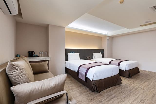 Superior Twin Room
