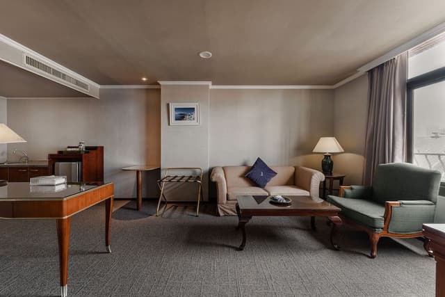 Superior Suite