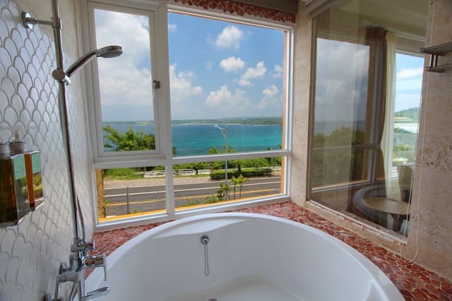 Romantic sea view 2F
