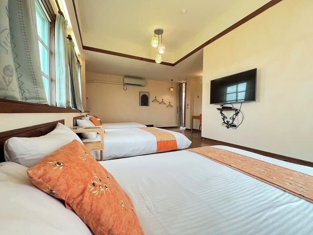 Family Room, Courtyard View