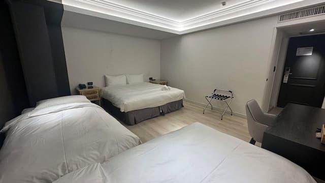 Deluxe Quadruple Room