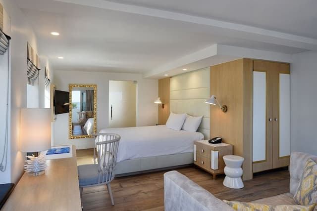 Modern Oceanview
