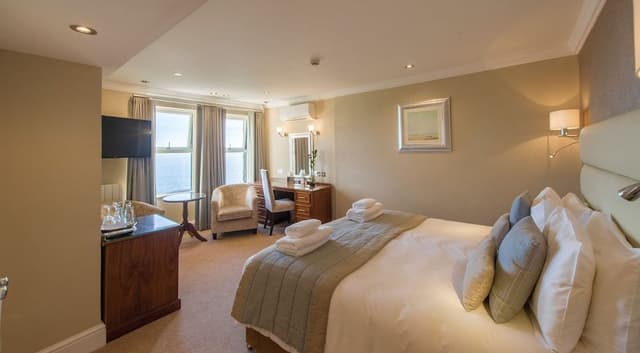 Deluxe Double or Twin Room, Sea View