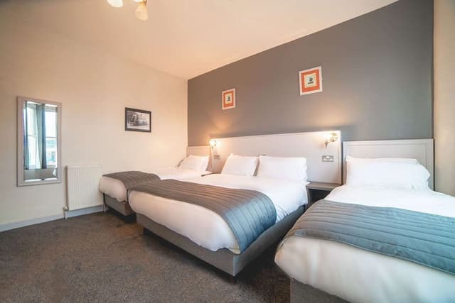 Standard Room, Multiple Beds, Non Smoking