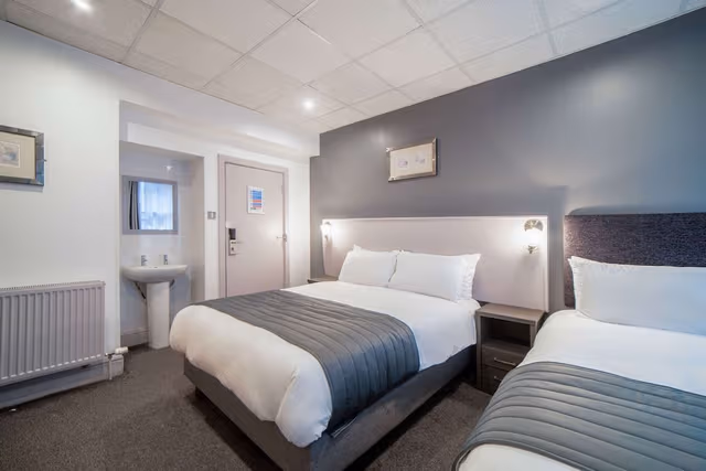 Standard Room, Multiple Beds, Non Smoking