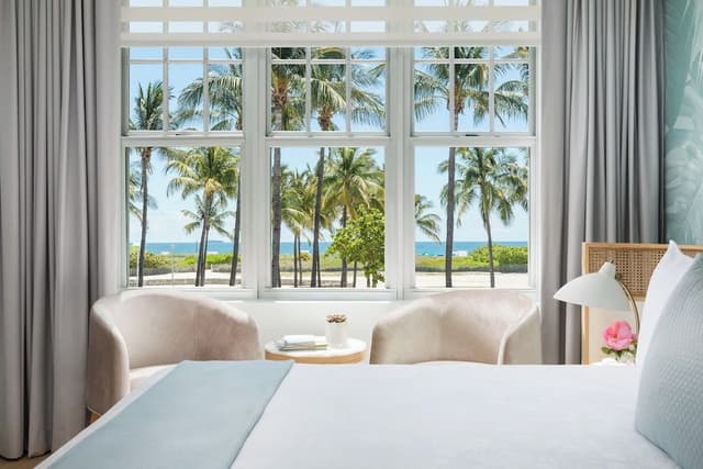Deluxe Room, 1 King Bed with Sofa bed, Ocean View