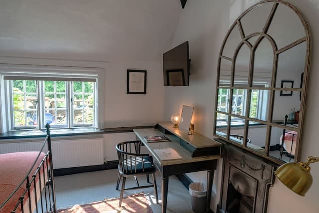 Superior Room, 1 King Bed