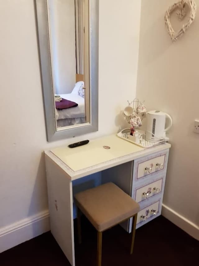 Family Room (with Shower )