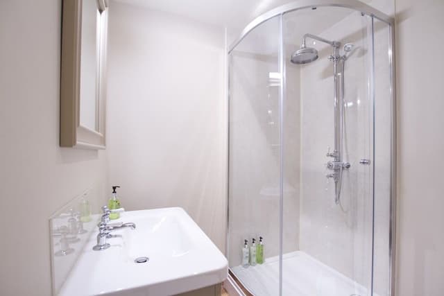 Double Room (Small)
