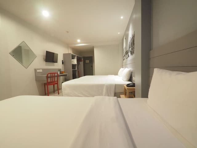 Triple Room
