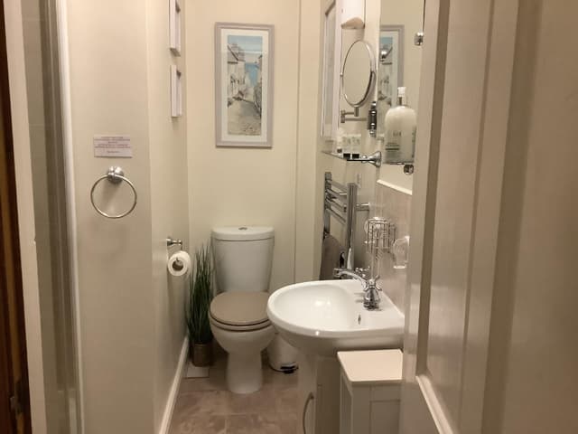 Double or Twin-Ensuite-Orchid