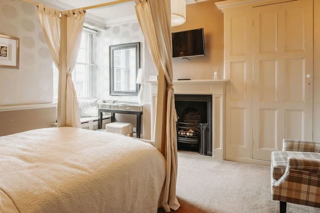 Superior Double Room, 1 King Bed, Bathtub