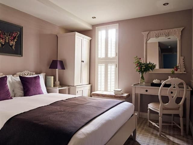 Small Double Room