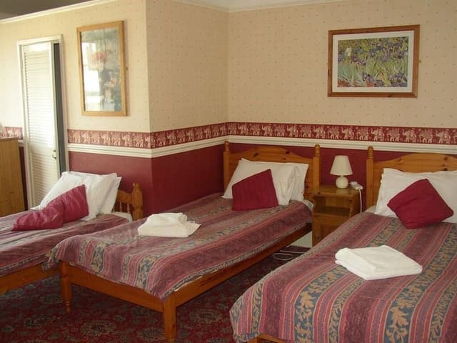 Standard Quadruple Room, Ensuite (Room 12A (Sleeps 4))