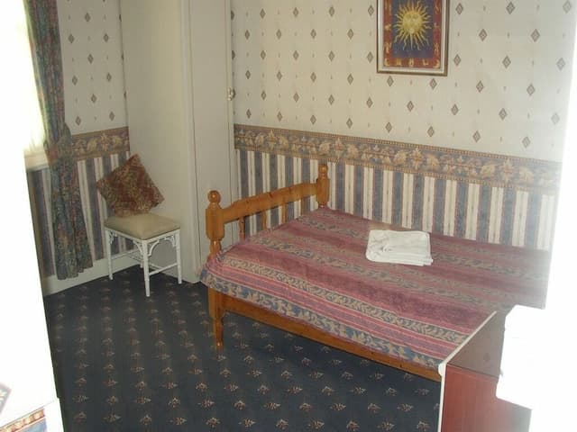 Standard Single Room, Ensuite (Room 2)