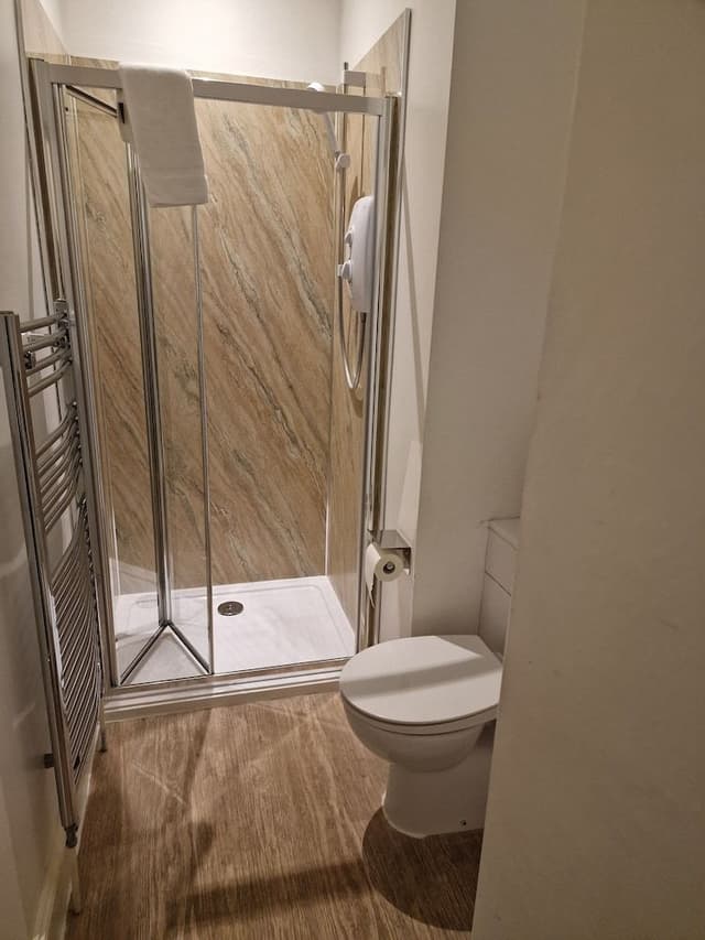 Standard Single Room, Ensuite