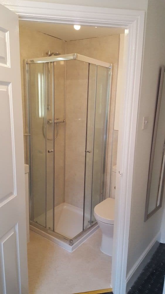 Standard Single Room, Ensuite