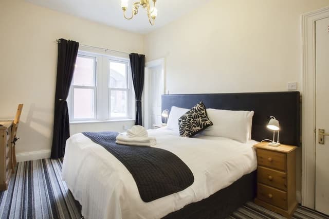 Standard Double Room, Ensuite