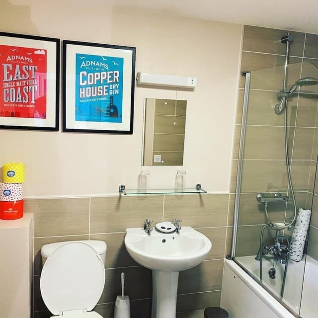 Double Room, Ensuite (The Explorer Room)