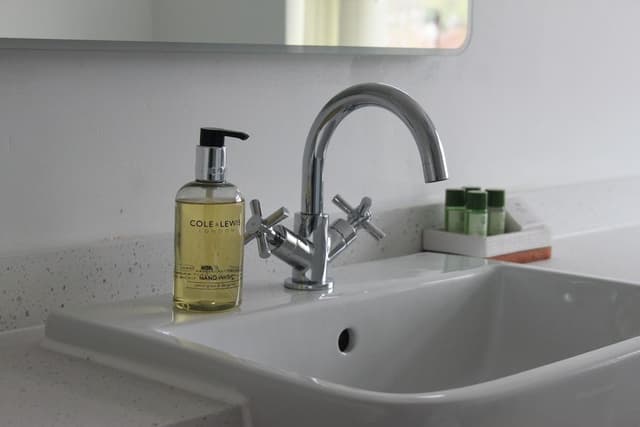 Twin Room, Ensuite