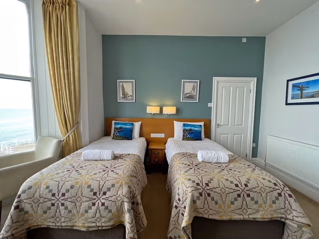Twin Room, Sea Facing