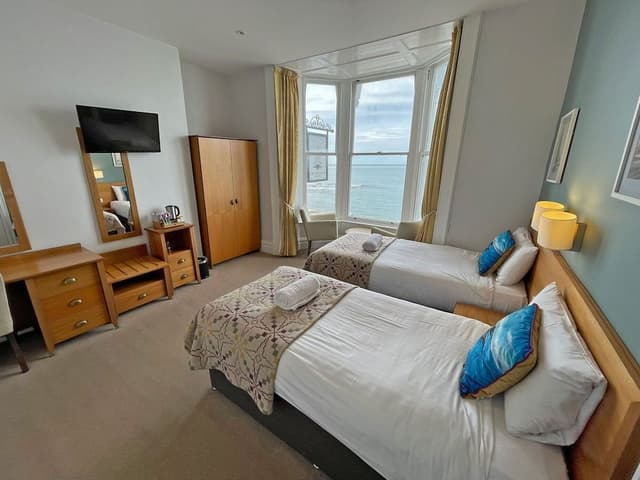 Twin Room, Sea Facing