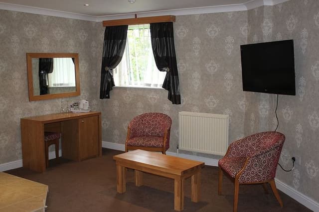 Room, 1 King Bed, Ensuite (Honeymoon Suite)