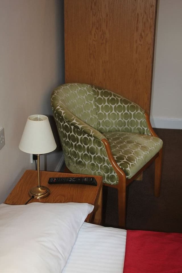 Room, 1 King Bed, Ensuite (Honeymoon Suite)