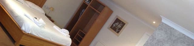 Twin Room, Ensuite