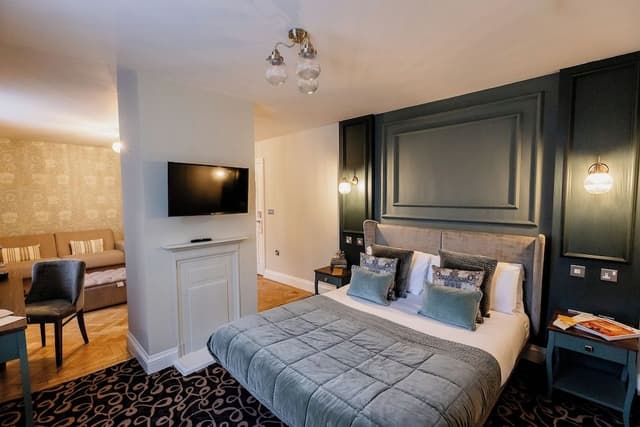 Suite