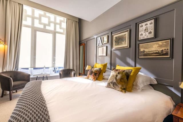Classic Double Room
