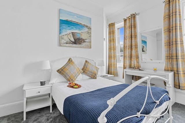 Apartment, Ensuite (Christie)
