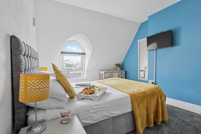 Apartment, Ensuite, City View (Penthouse Suite)