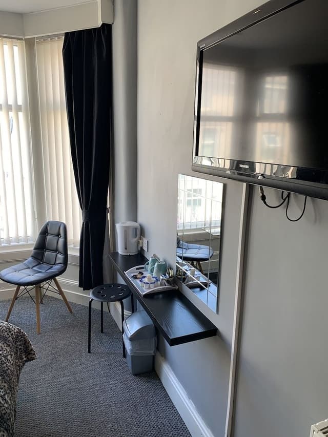 Superior Double Room, Ensuite, Sea View (room 4)