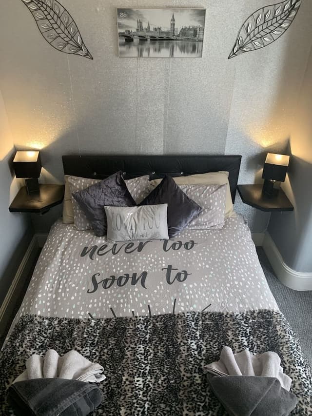 Superior Double Room, Ensuite, Sea View (room 4)