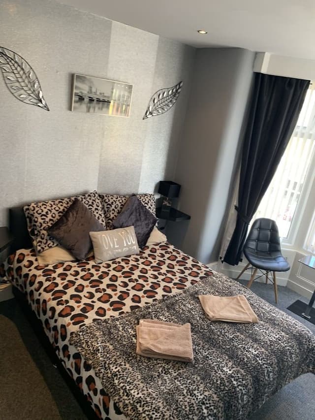 Superior Double Room, Ensuite, Sea View (room 4)