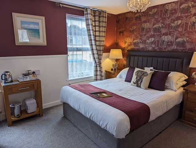 Superior Double Room, Ensuite (First Floor)