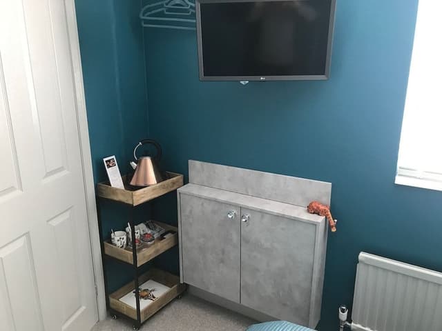 Small Double Room Ensuite
