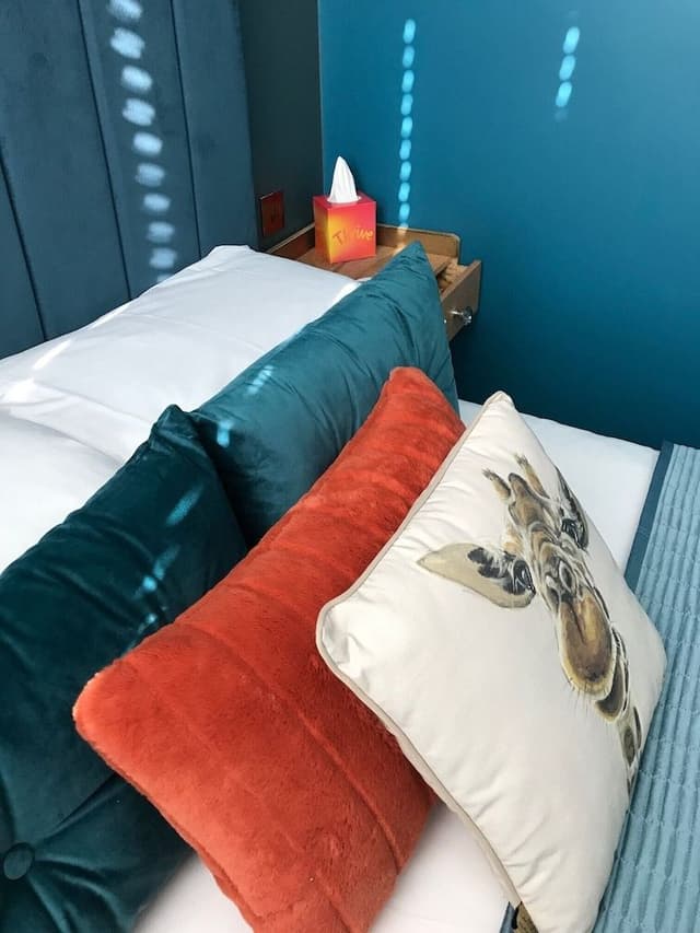 Small Double Room Ensuite