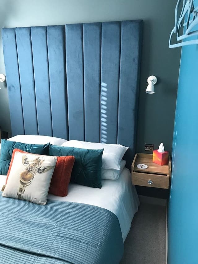 Small Double Room Ensuite