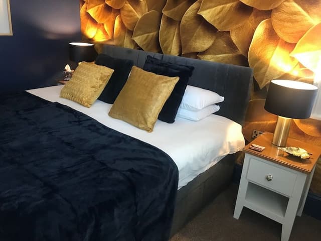 Superior Triple Room, Ensuite (Plus one)