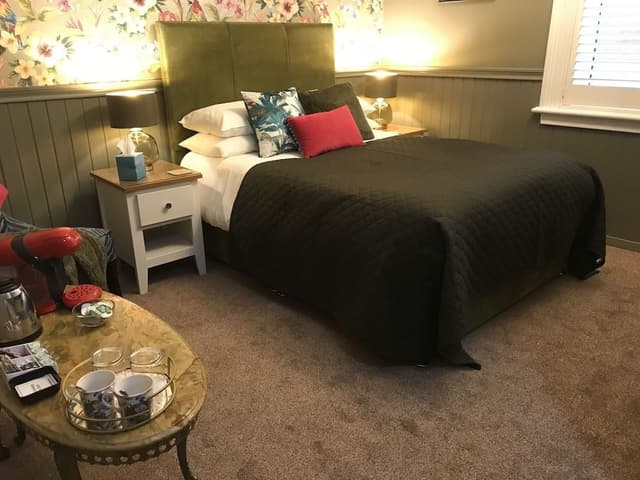 Standard Double Room, Ensuite