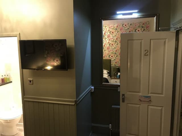Standard Double Room, Ensuite