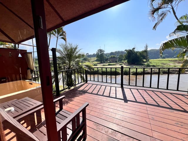 Chalet River View