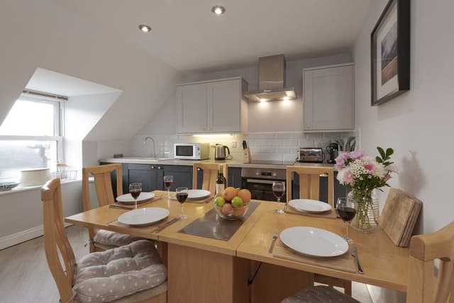 Standard Apartment, 3 Bedrooms, 2 Bathrooms, Sea View