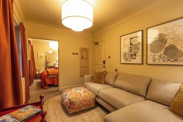 Pinewood Suite