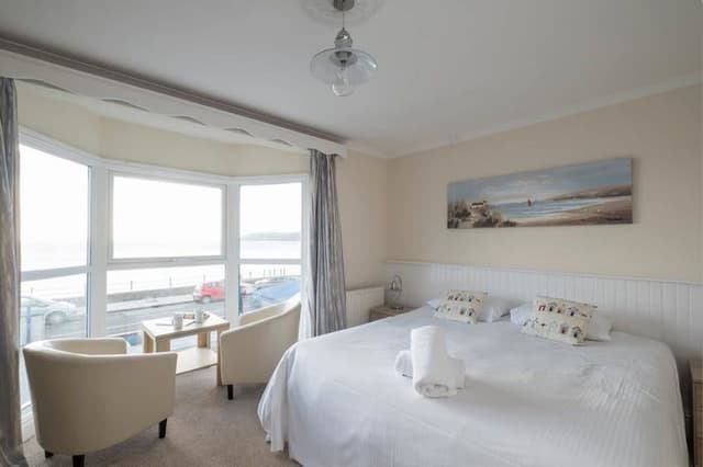 Quadruple Room, Sea View (Room 17)