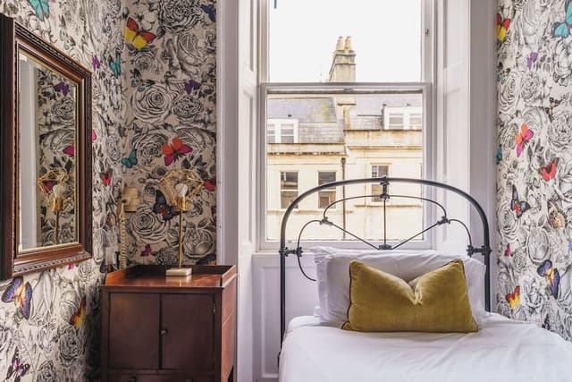 Single Room, Shared Bathroom
